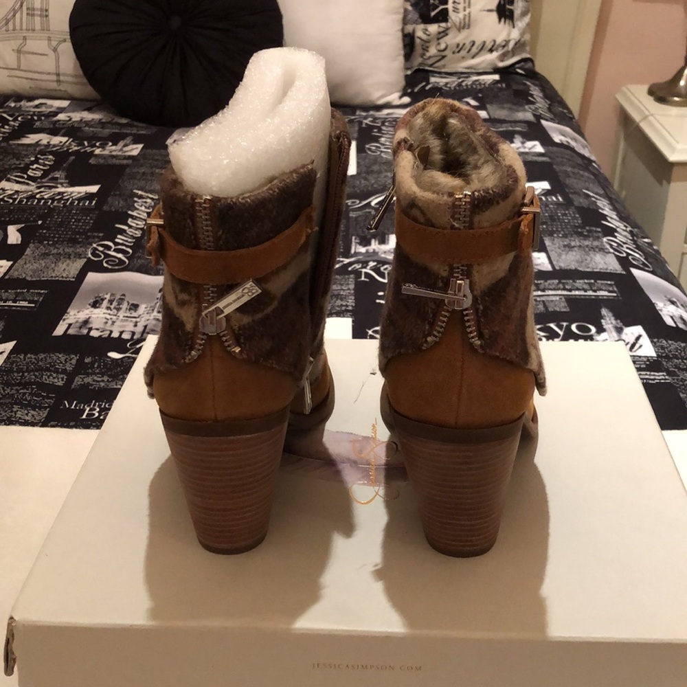 Jessica Simpson Booties - Picture 4 of 7